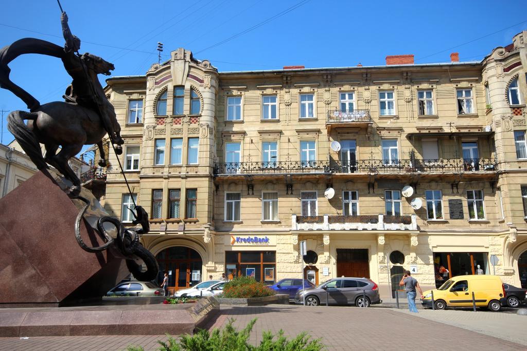 Romantic In Lviv 500M From Opera Luaran gambar