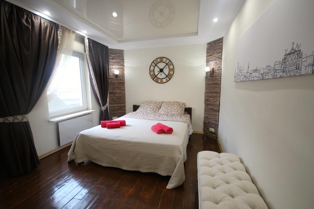 Romantic In Lviv 500M From Opera Luaran gambar
